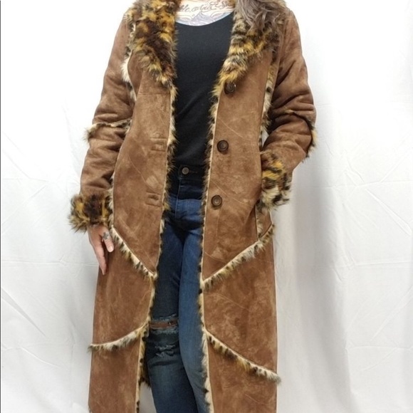 Coat - Picture 1 of 3